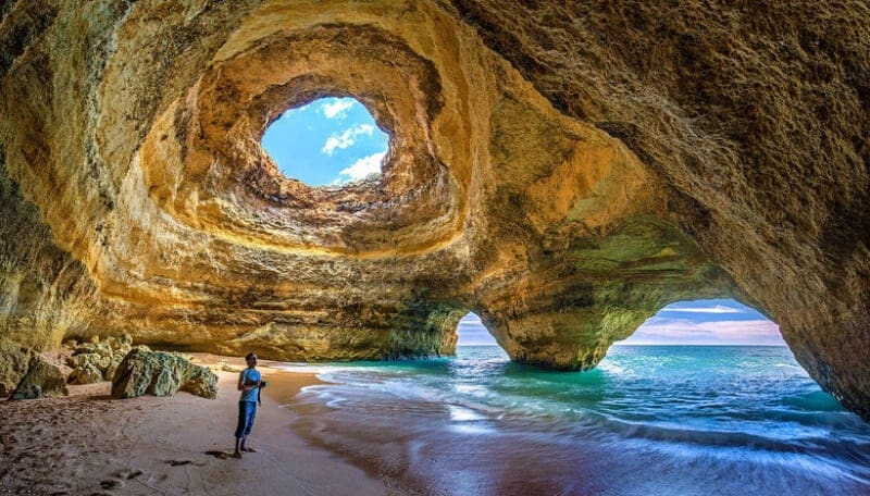 viajes en solitario en Portugal, vacaciones para solteros