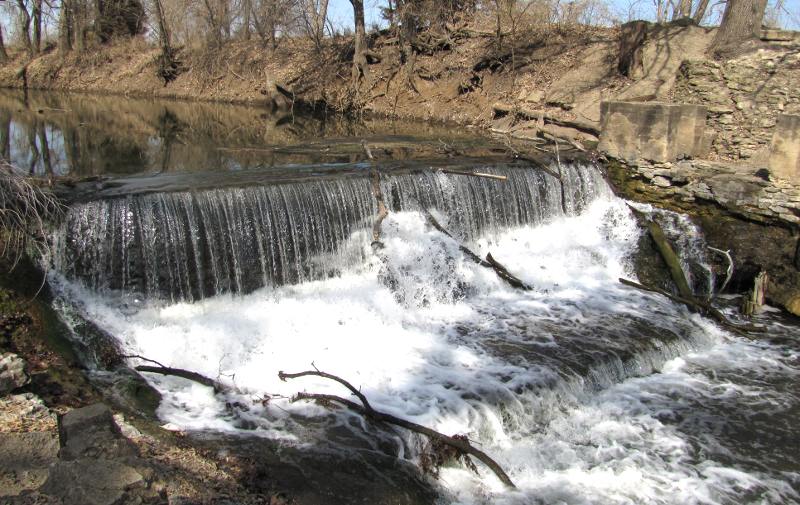 lakes in kansas