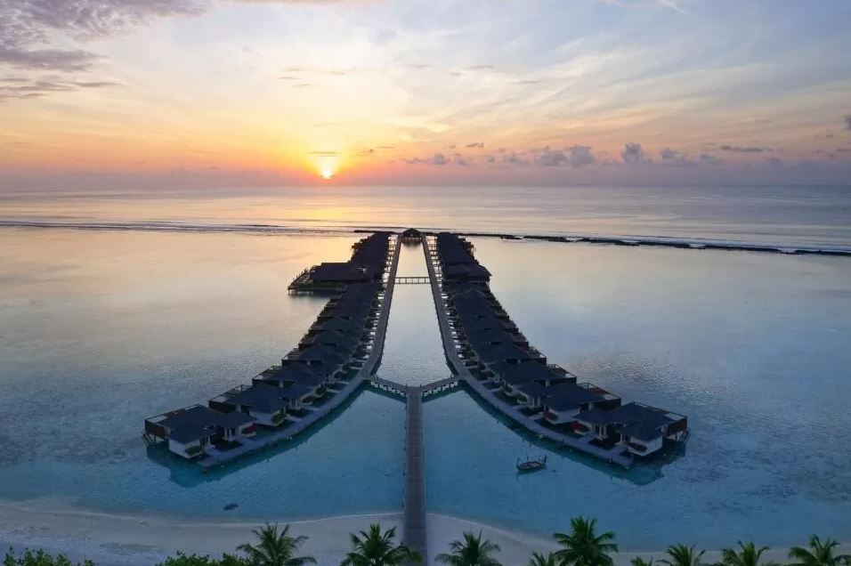 cheap water bungalows